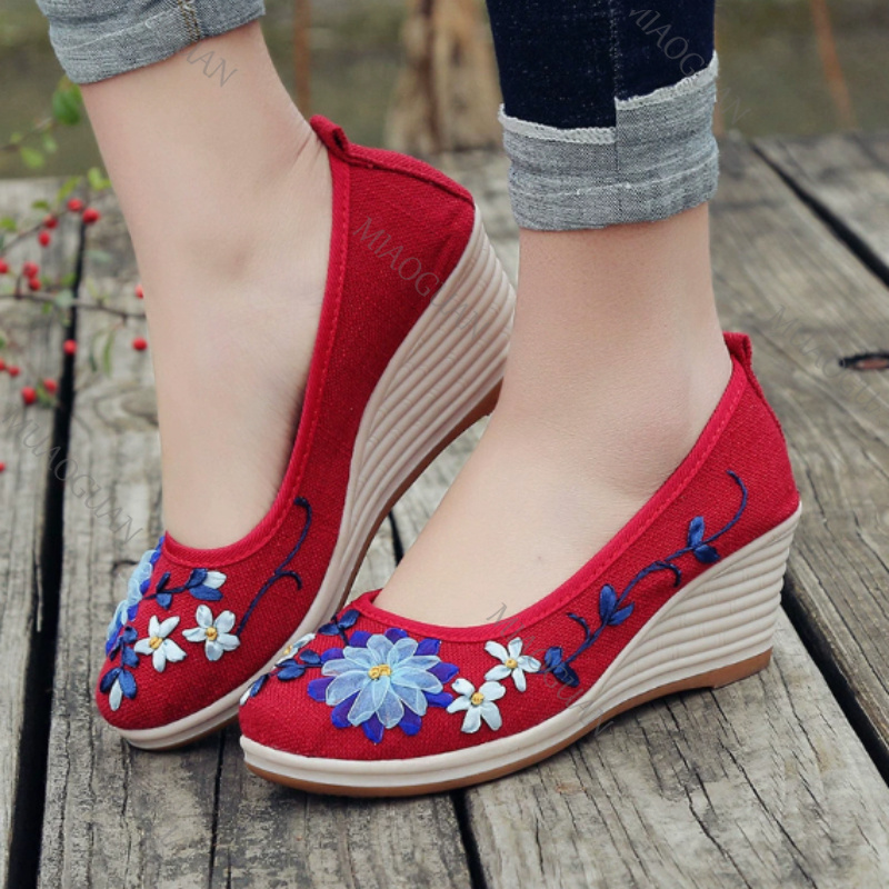 Geborduurde dames comfort wedg - Ethnic Fashion For Women recensie en prijs